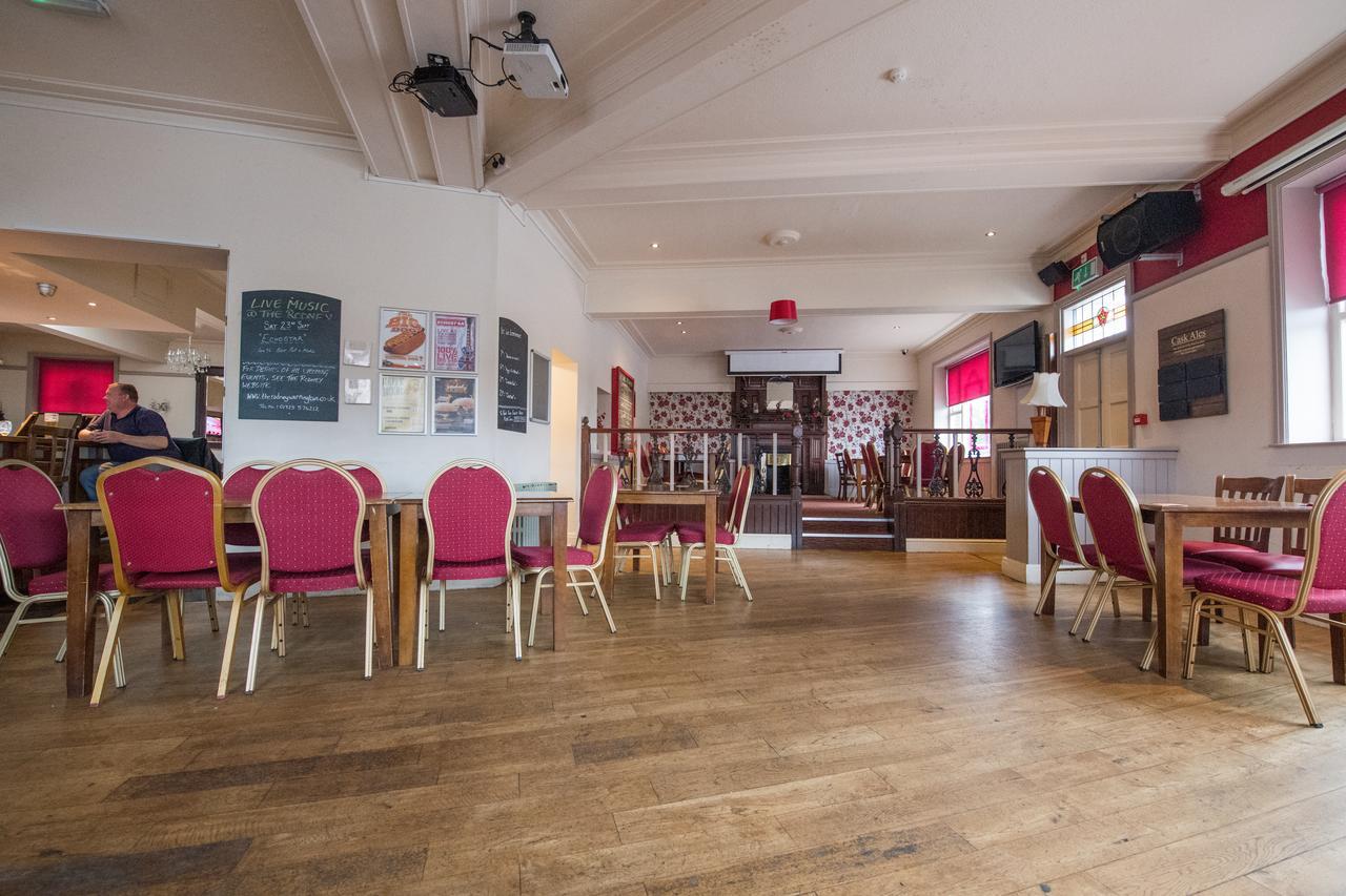 The Rodney Hotel Warrington Buitenkant foto